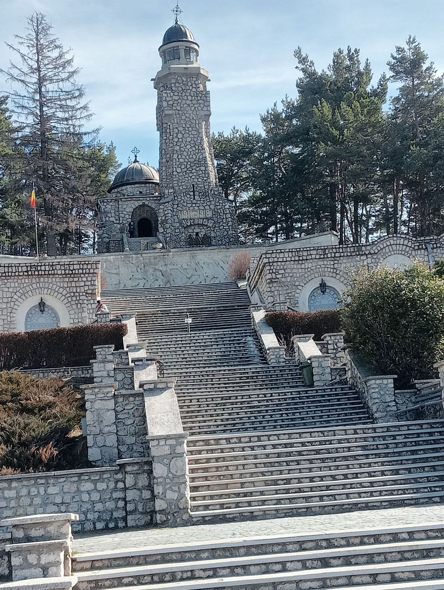 Mausoleul Eroilor de la Mateiaș