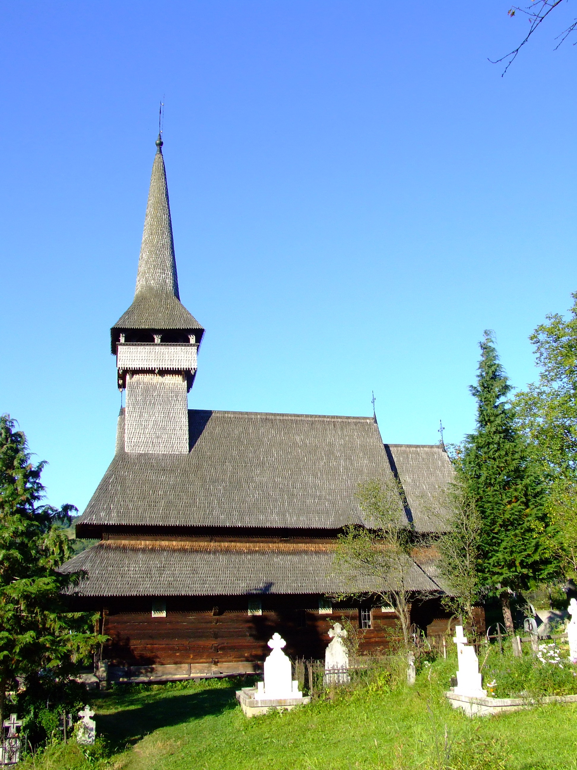 Biserica de lemn „Sfânta Paraschiva” din Poienile Izei