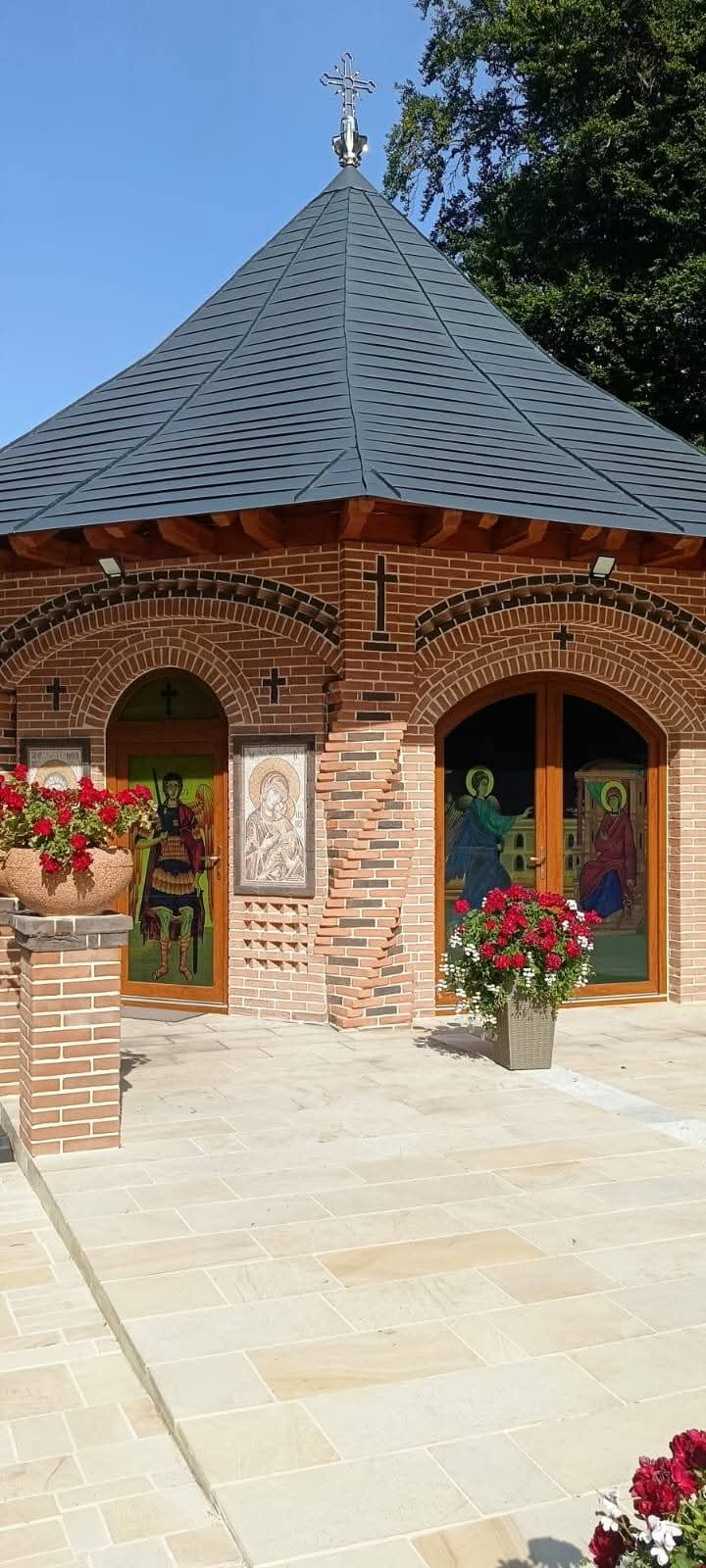Mănăstirea „Înălțarea Sfintei Cruci” — fotografia 5