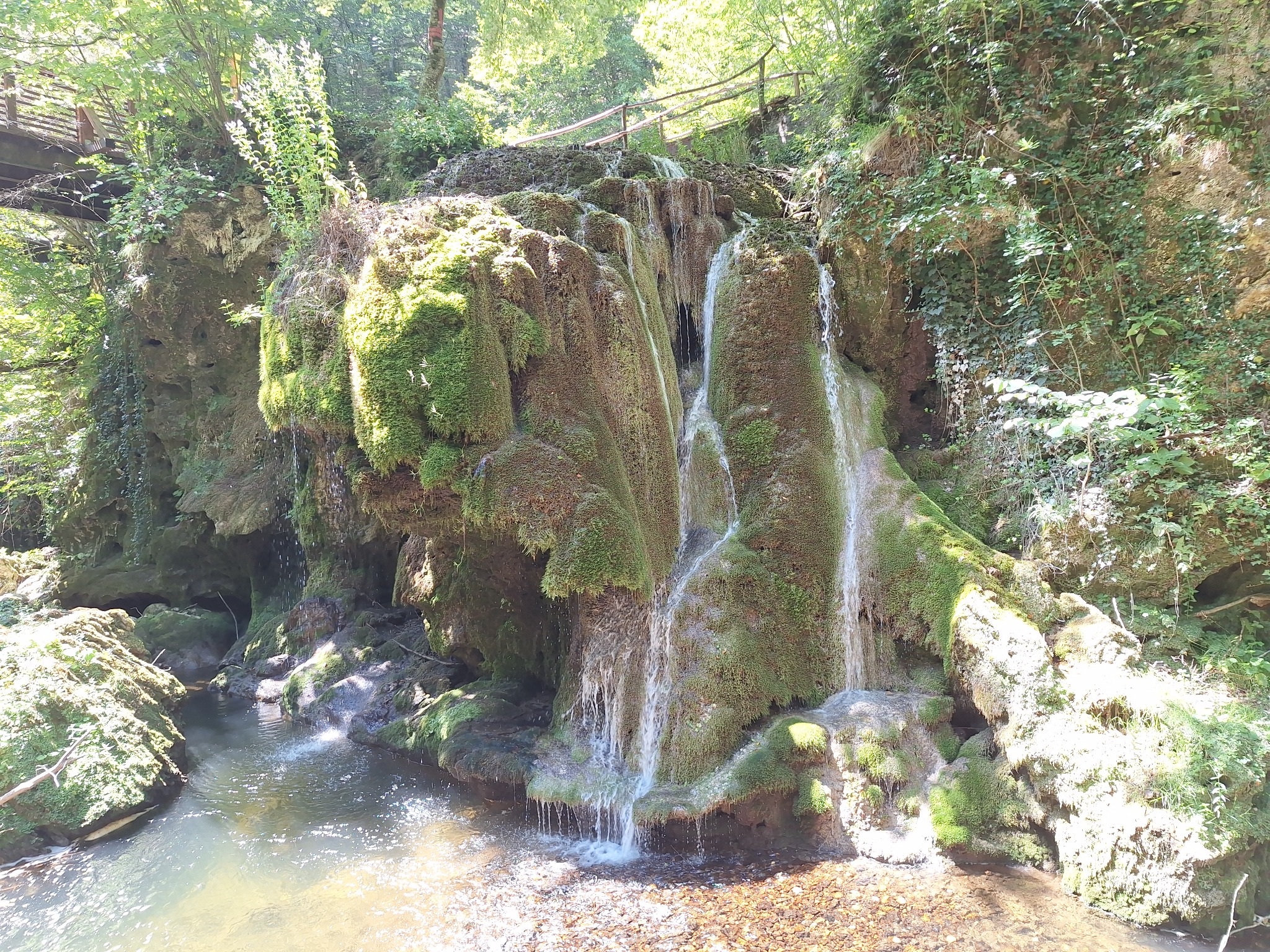 Cascada Bigar