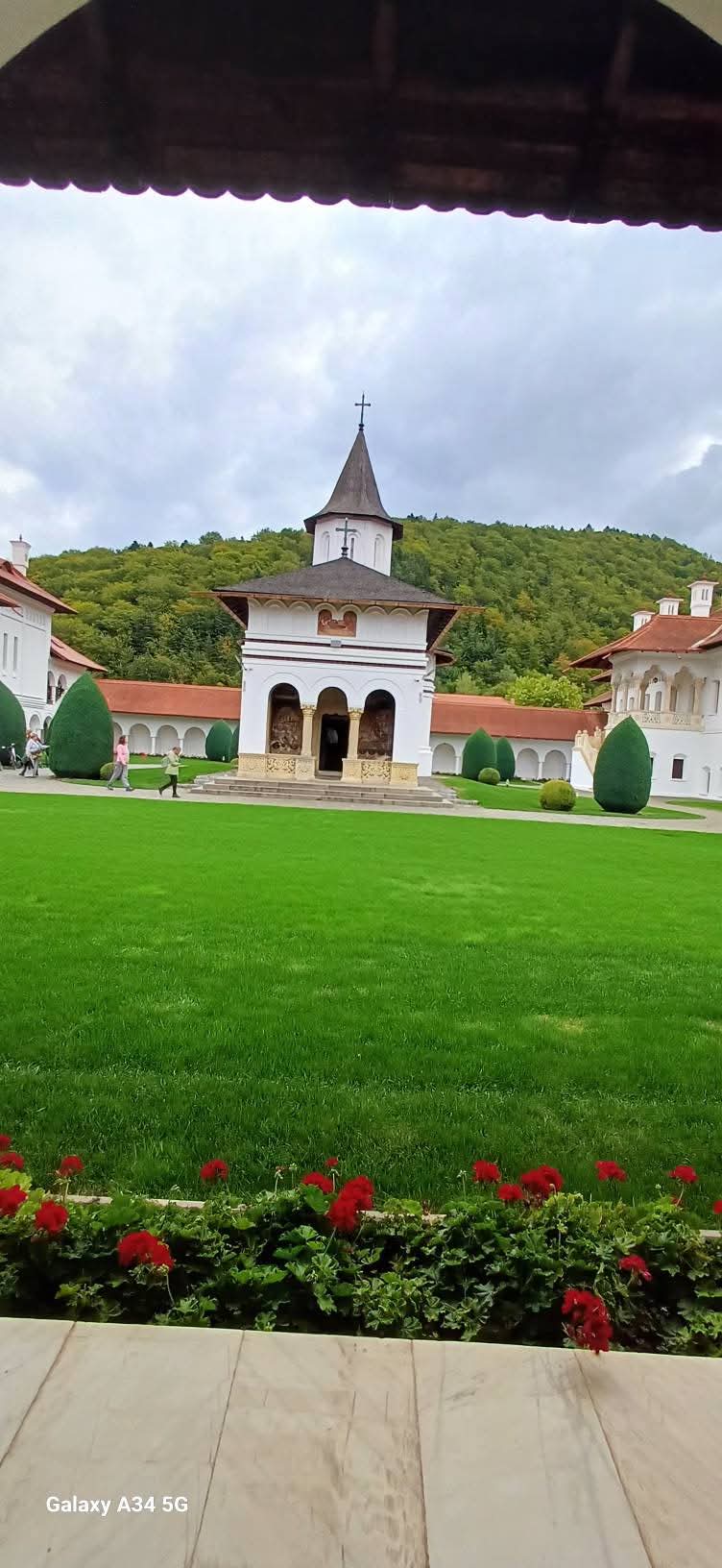 Mănăstirea Brâncoveanu – Sâmbăta de Sus
