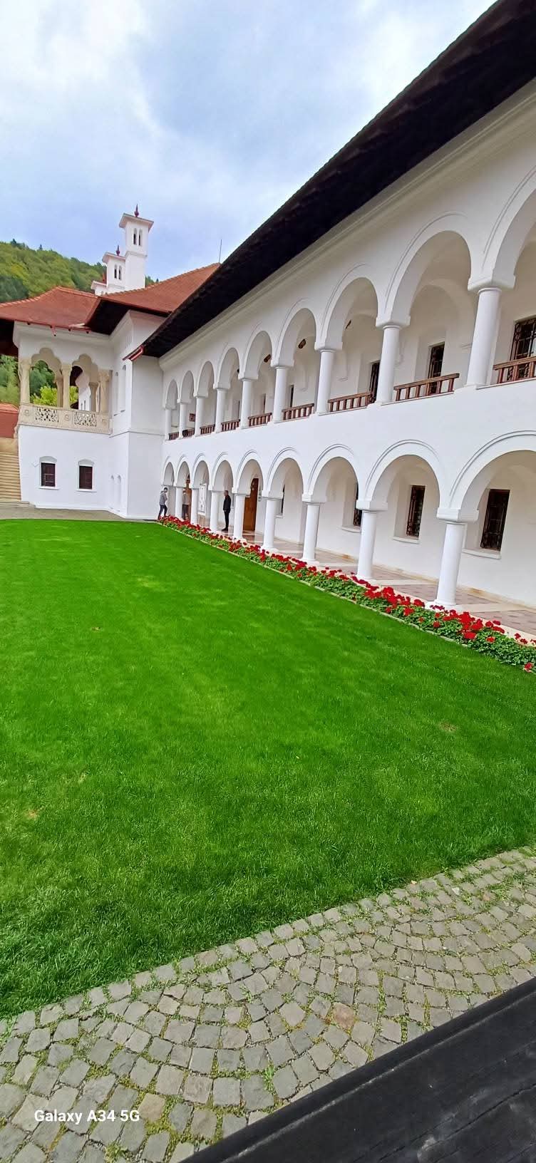 Mănăstirea Brâncoveanu – Sâmbăta de Sus — fotografia 2