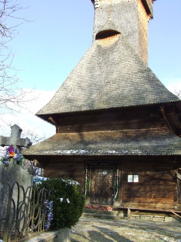 Biserica de lemn „Sfânta Paraschiva” din Desești